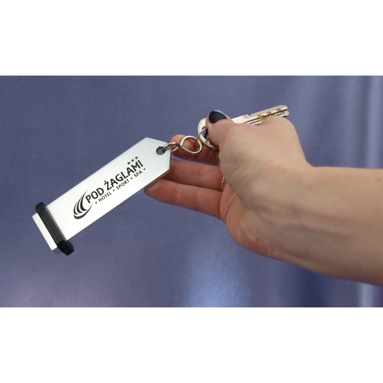 Silver Hotel Keychain - SENATOR