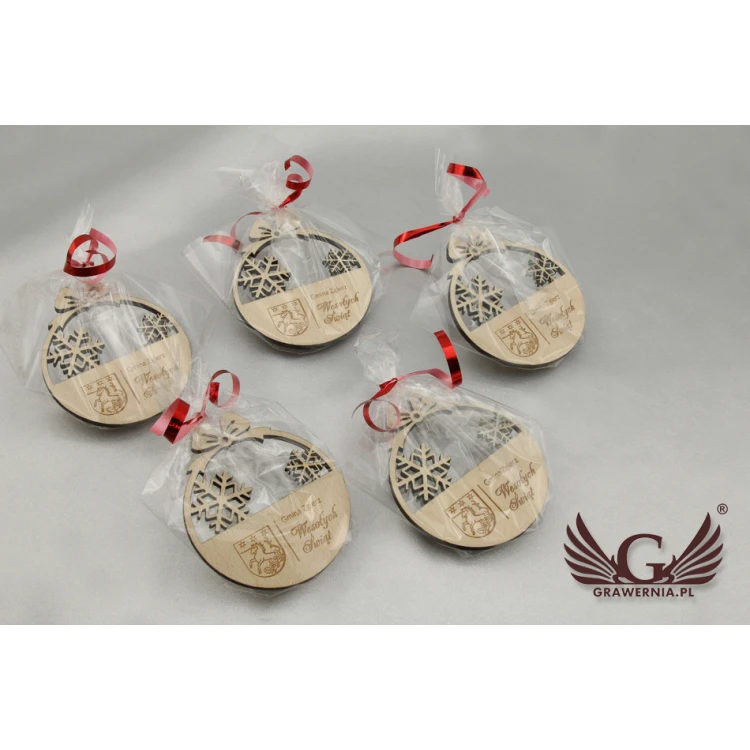 Plywood Christmas Baubles with Custom Engraving - size 71x82mm - BDR001