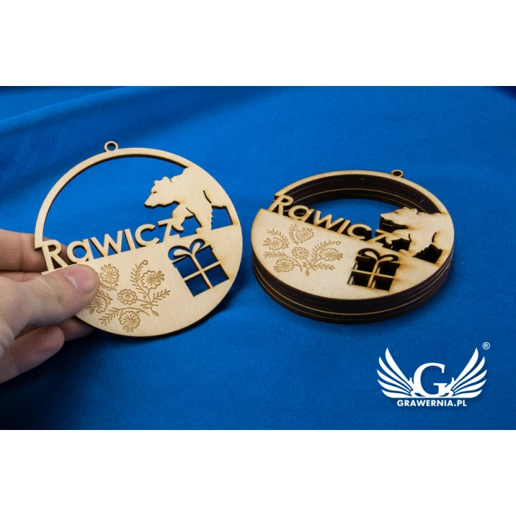 Wooden Baubles with Custom Engraving - Diameter 100mm - BDR004
