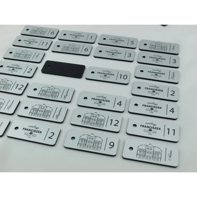 Keychains - TROGIR Matte Silver - 70x30mm
