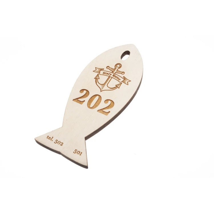 Wooden Keychain Fish 6 - white color - dim. 110x48mm - BD056