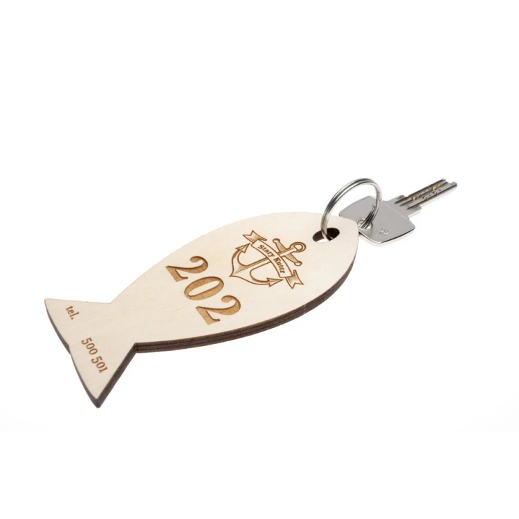 Wooden Keychain Fish 6 - white color - dim. 110x48mm - BD056