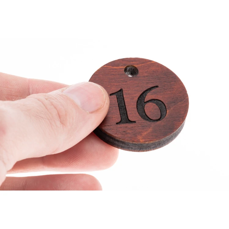 Gregor 4 Wooden Keychain - Light Walnut Color - Dimensions 40x40mm - BD068