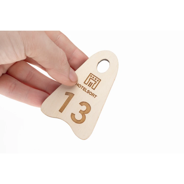 Ikar Wooden Keychain 6 white color - dim. 80x50mm - BD060