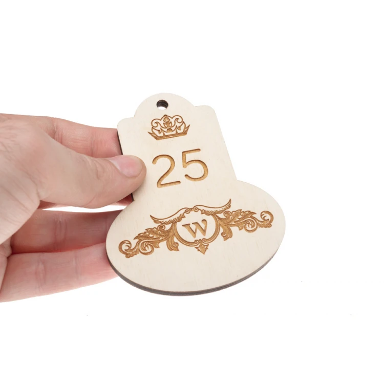 Retro 6 Wooden Keychain - White Color - Size 95x75mm - BD057
