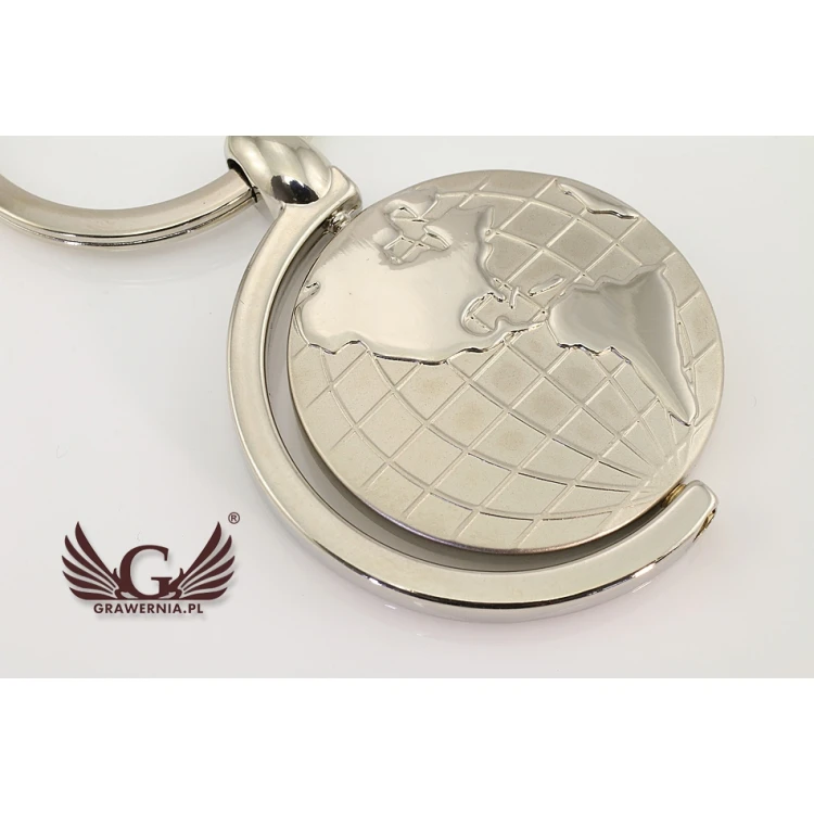 GLOBE KEYCHAIN - with your engraving - BP8