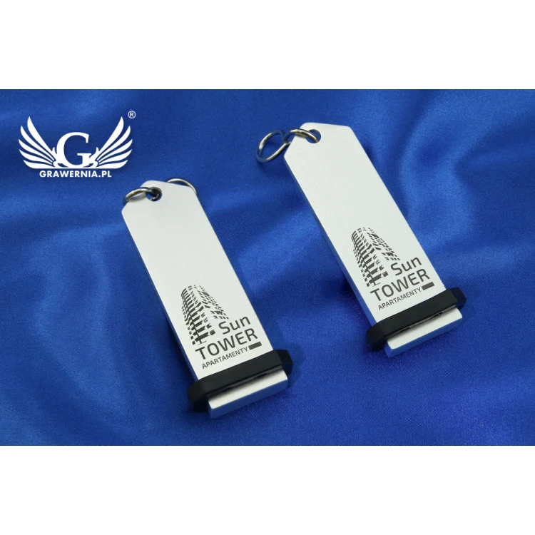 Silver Hotel Keychain - SENATOR