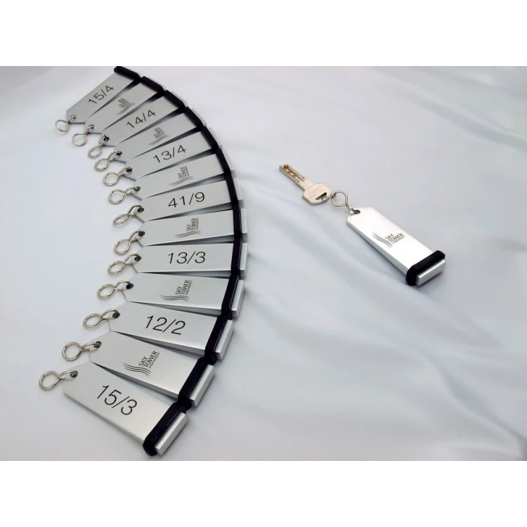 Silver Hotel Keychain - SENATOR