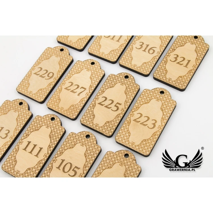 Wooden Hotel Keychain - Natural Color - VINTAGE