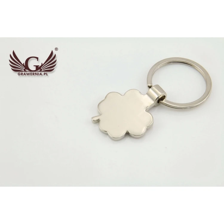 RED CLOVER KEYCHAIN with your engraving - BP9