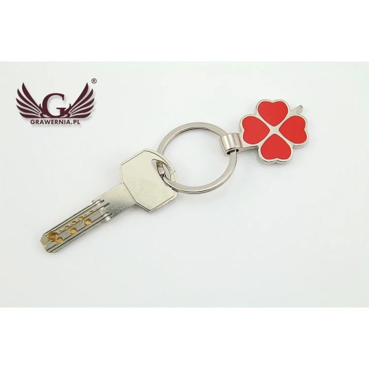 RED CLOVER KEYCHAIN with your engraving - BP9