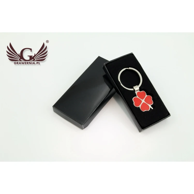 RED CLOVER KEYCHAIN with your engraving - BP9