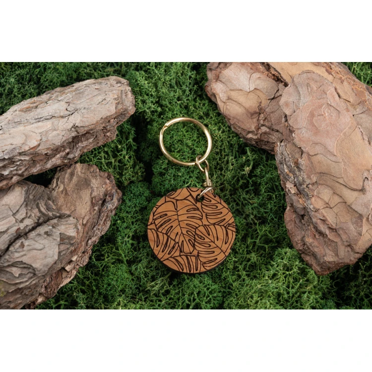 Monstera 2 Keychain - Light Cherry Wood - Custom Engraving - BP150