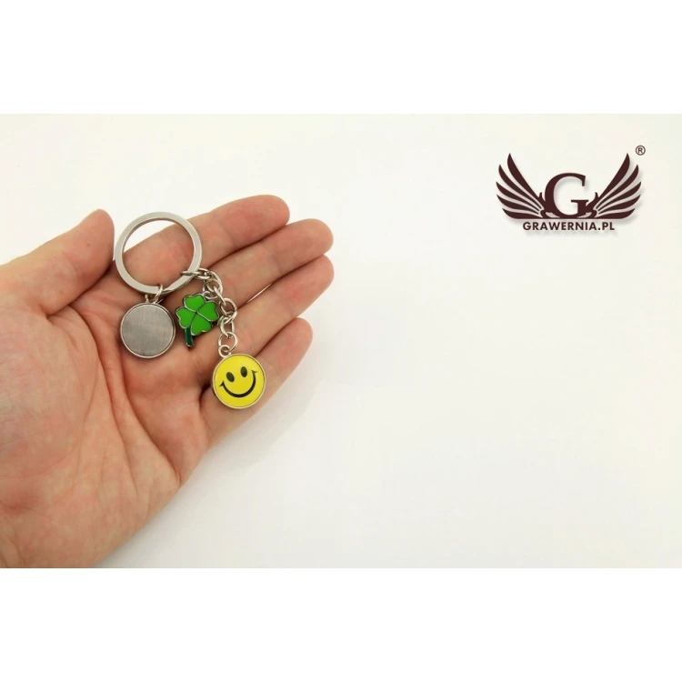 SMILE KEYCHAIN GREEN CLOVER - with your engraving - BP22
