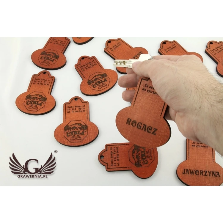 Wooden Keychain - DARK RETRO