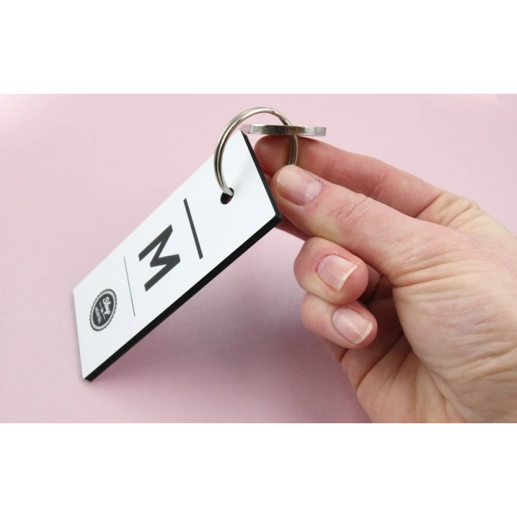 Engraving Laminate Keyring - BLACK & WHITE TOMBREL