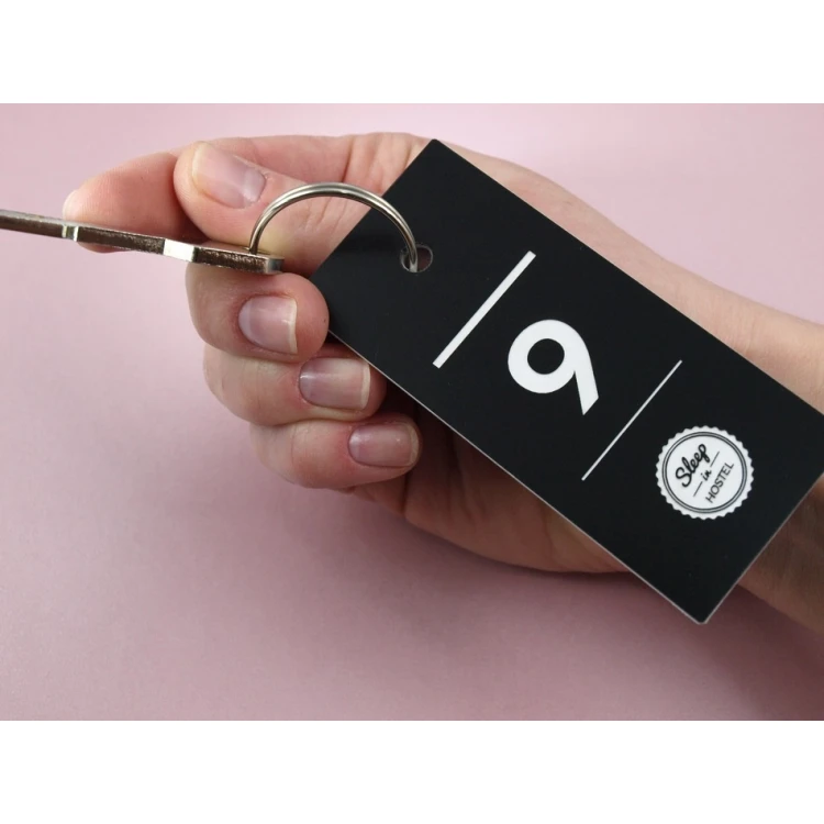 Engraving Laminate Keyring - BLACK & WHITE TOMBREL