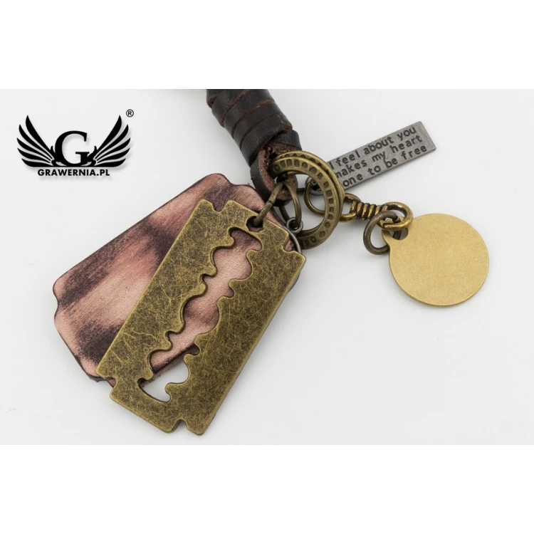 Vintage Razor Keychain - with Your Engraving - BP110
