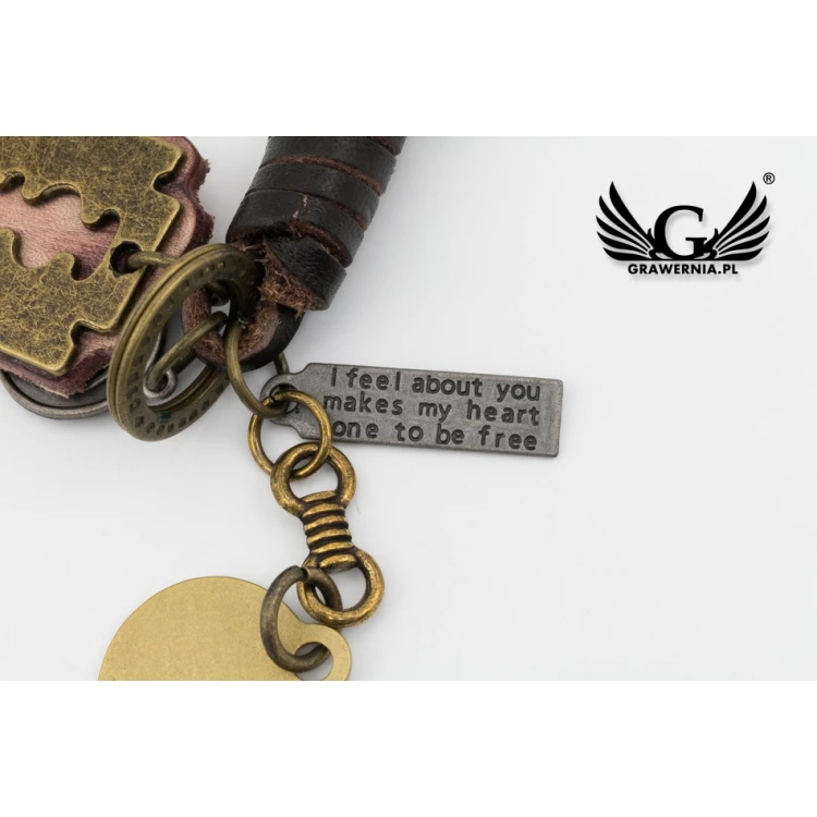 Vintage Razor Keychain - with Your Engraving - BP110