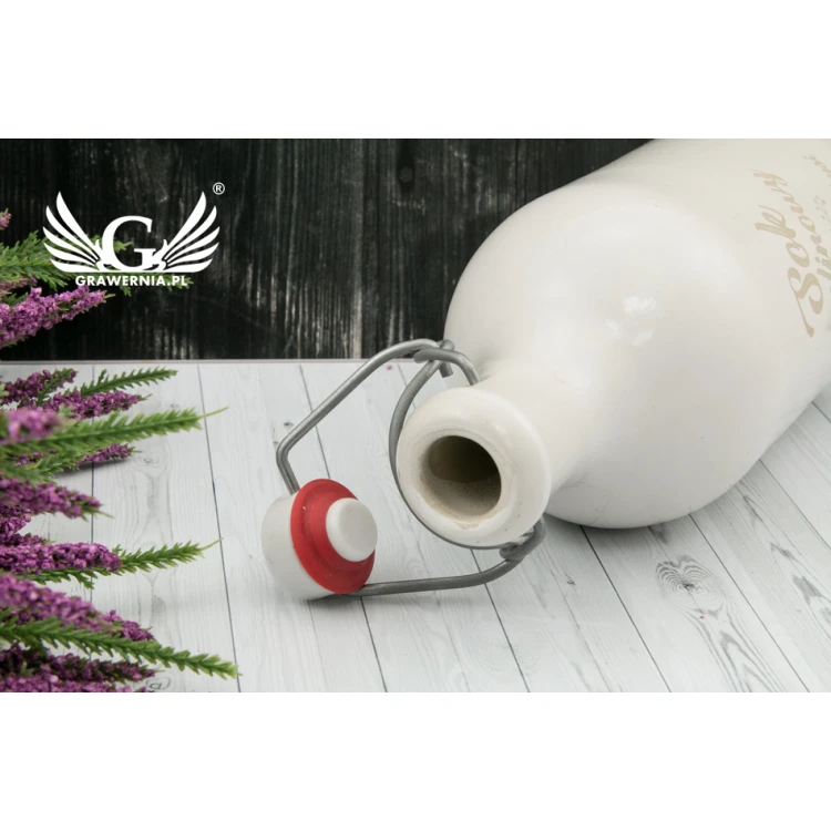 Stoneware Bottle with Custom Engraving - Capacity: 0.5l - BUT006