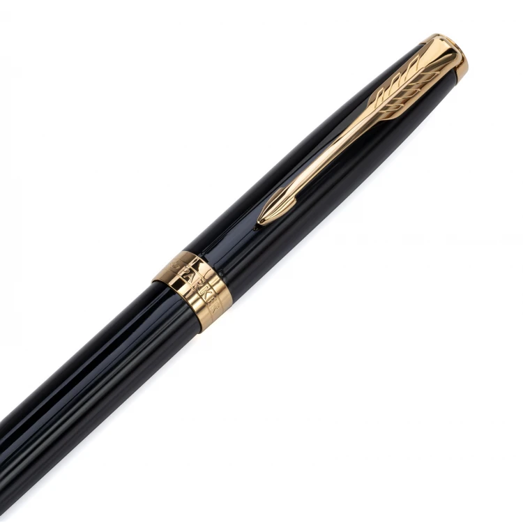 Parker Sonnet Core Black Lacquer GT - PAR121 Pen