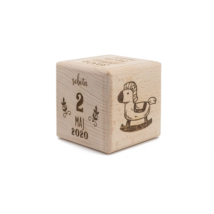 Wooden cube with child's metric in a wooden box with engraving - Baptism gift - KSD002