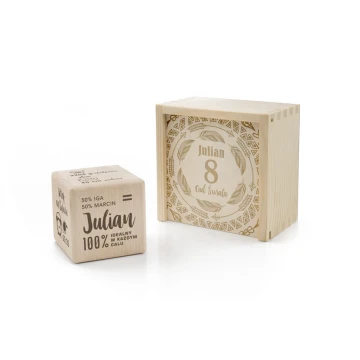 Wooden cube with child's metric in a wooden box with engraving - Baptism gift - KSD006