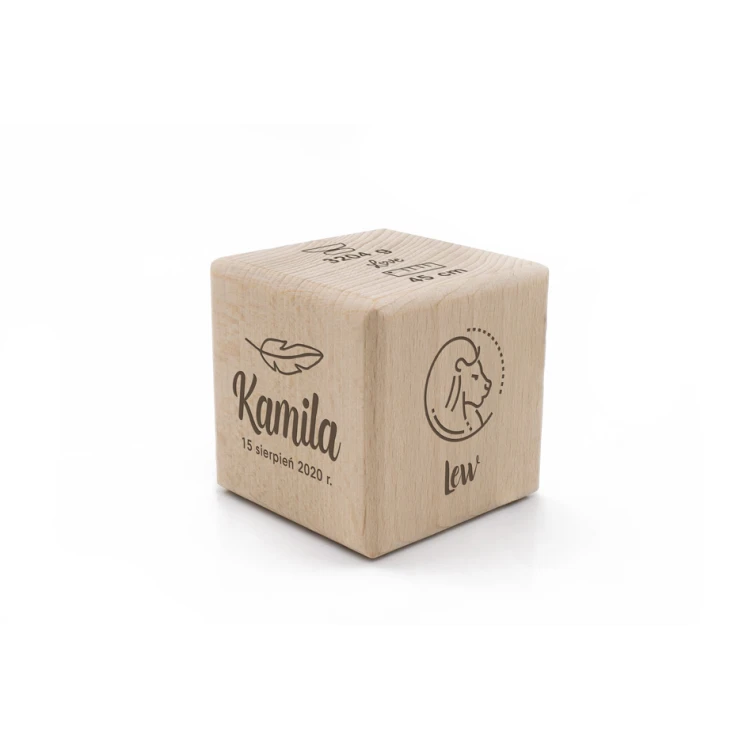 Wooden cube with child's metric in a wooden box with engraving - Baptism gift - KSD007