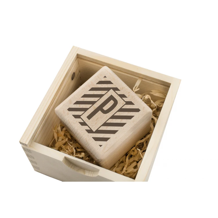 Wooden cube with child's metric in a wooden box with engraving - Baptism gift - KSD008