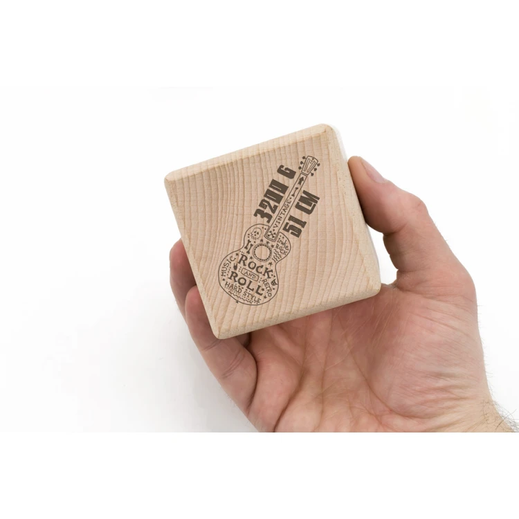 Wooden cube with child's metric in a wooden box with engraving - Baptism gift - KSD009