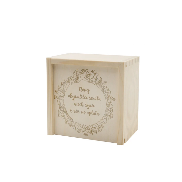 Wooden cube with child's metric in a wooden box with engraving - Baptism gift - KSD010