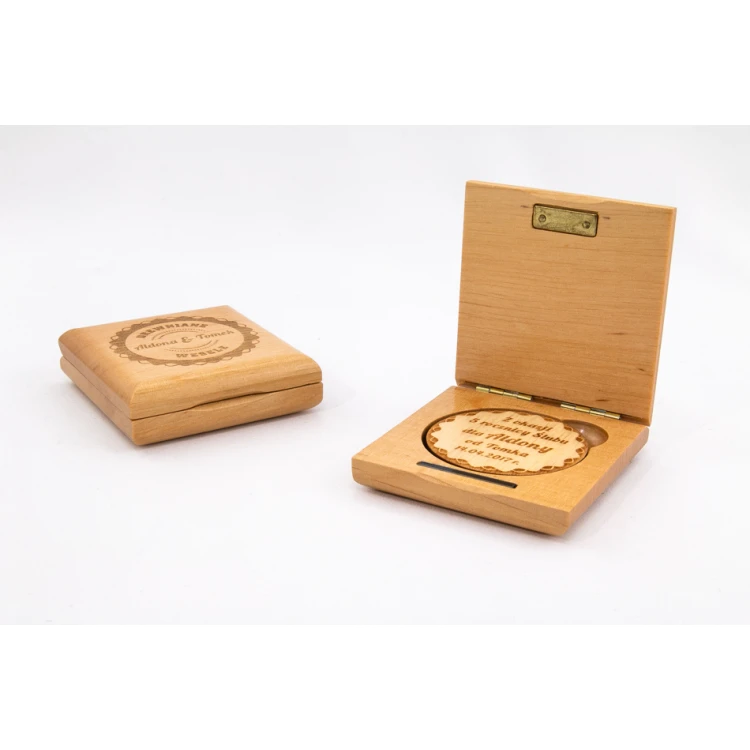 Wooden 5th Wedding Anniversary Coin in a Box - MGR013