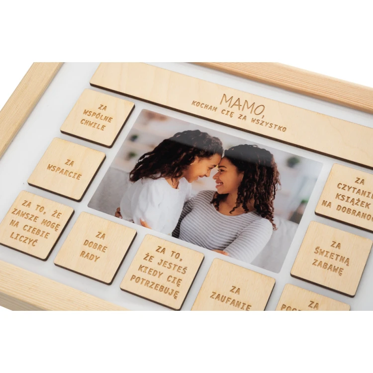 Wooden frame for mom with photo - RAM009