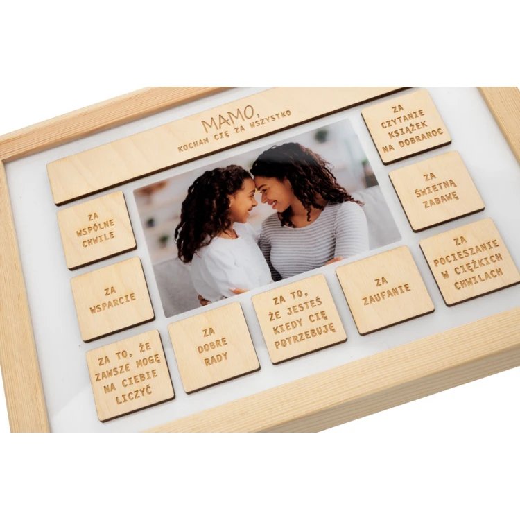 Wooden frame for mom with photo - RAM009