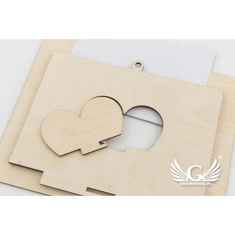 Wooden frame with engraving for a baby picture - RAM002