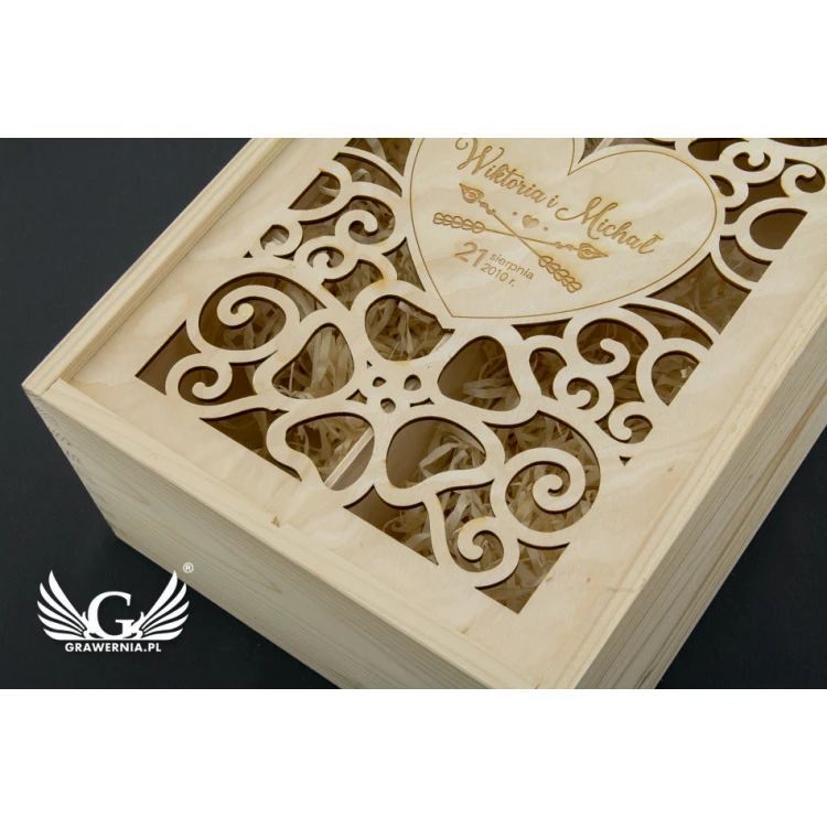 Wooden Box with Glasses for the Newlyweds - SK22