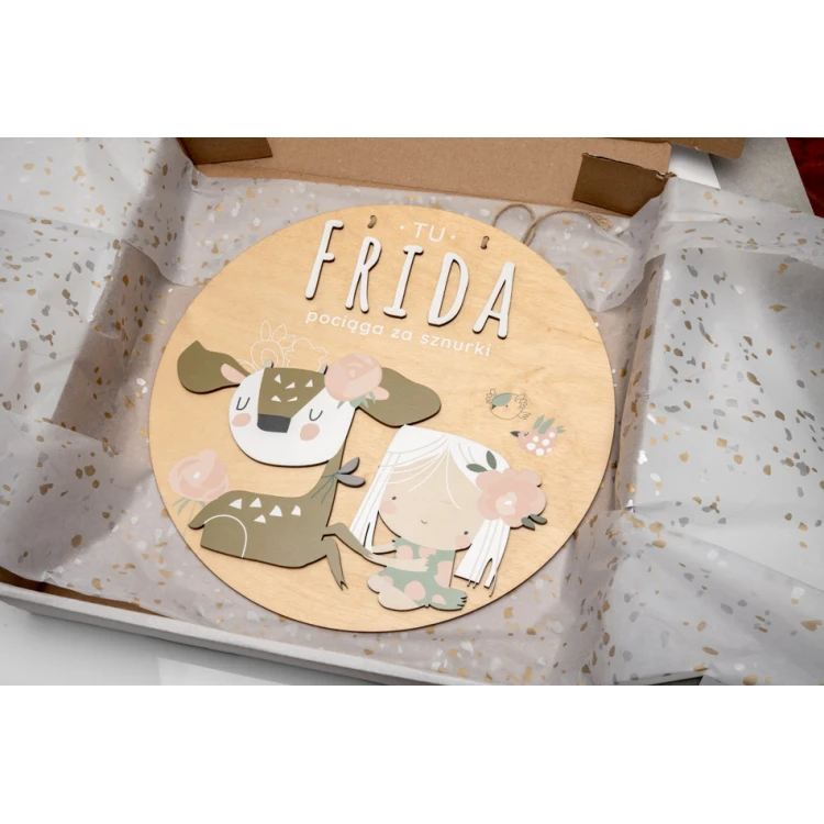Wooden plaque with child's name - Sarenka - diameter 290mm - NAP070