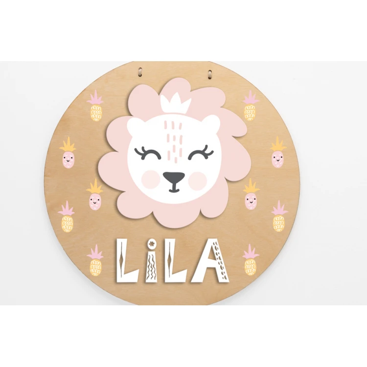 Wooden plaque with child's name - Lion 2 - diameter 290mm - NAP046