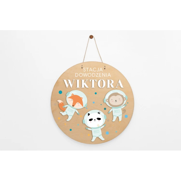 Wooden Plaque with Child's Name - Command Station - Diameter 290mm - NAP051