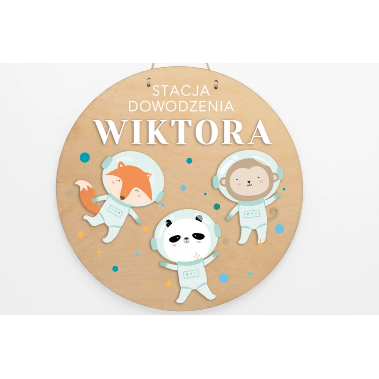 Wooden Plaque with Child's Name - Command Station - Diameter 290mm - NAP051