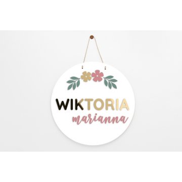 Wooden plaque with child's name - diameter 290mm - NAP068