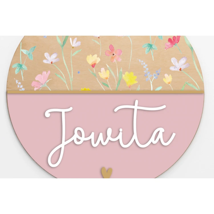 Wooden plaque with child's name - diameter 290mm - NAP066