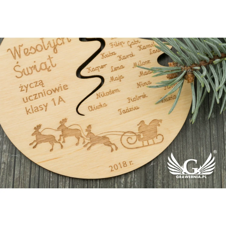 Wooden Christmas Baubles - Diameter: 100mm - Engraved and Stained - BDR015