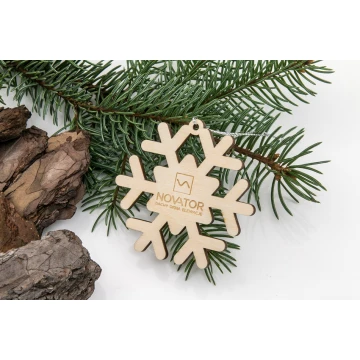 Wooden Snowflake Baubles - size 74x71mm - any engraving - BDR027