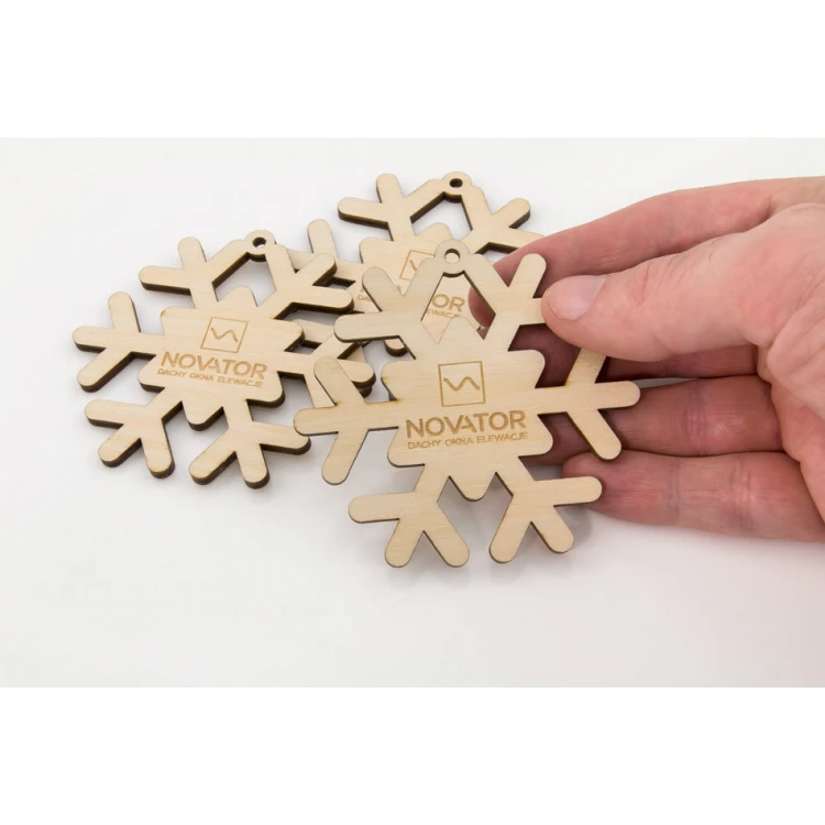 Wooden Snowflake Baubles - size 74x71mm - any engraving - BDR027