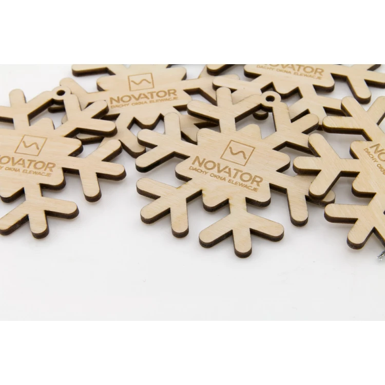 Wooden Snowflake Baubles - size 74x71mm - any engraving - BDR027