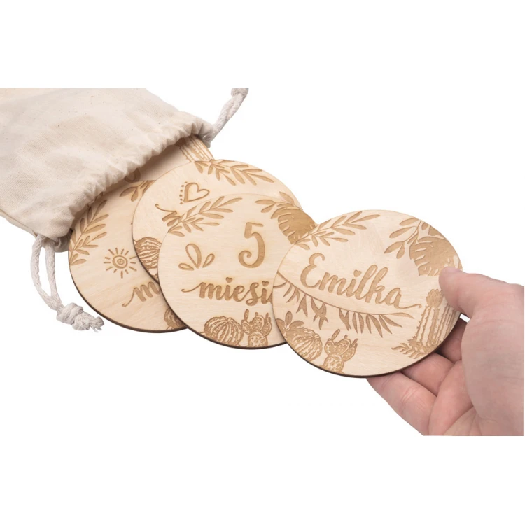 Wooden Month Plaques for Photos - Set of 13 - DT001