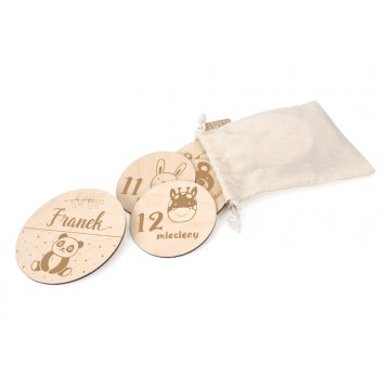 Wooden Month Plaques for Photos - Set of 13 - DT006