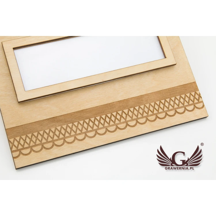 Wooden Folk Sign with Window - size 200x200mm - SZK011