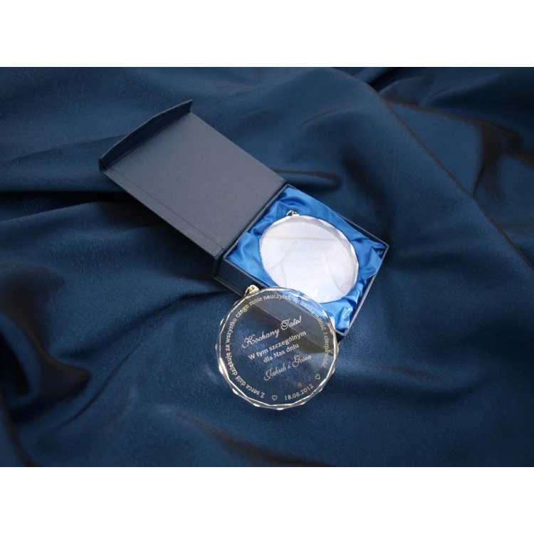 Two Elite Glass Medals for Parents with Engraving + Case